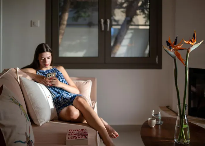 Morea Club West House Private Heated Pool וילה קלמאטה