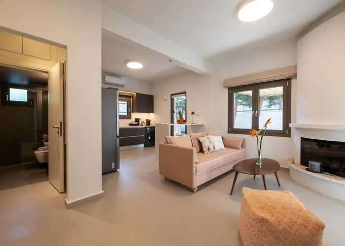 Morea Club West House Private Heated Pool וילה