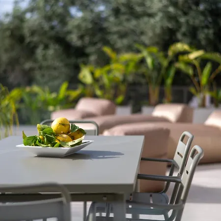 Morea Club West House Private Heated Pool 卡拉马塔