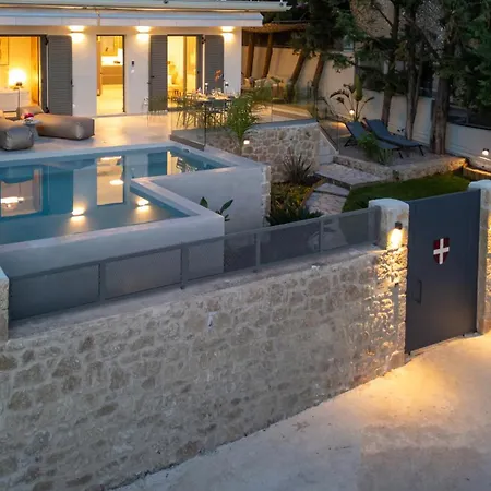 Morea Club West House Private Heated Pool *